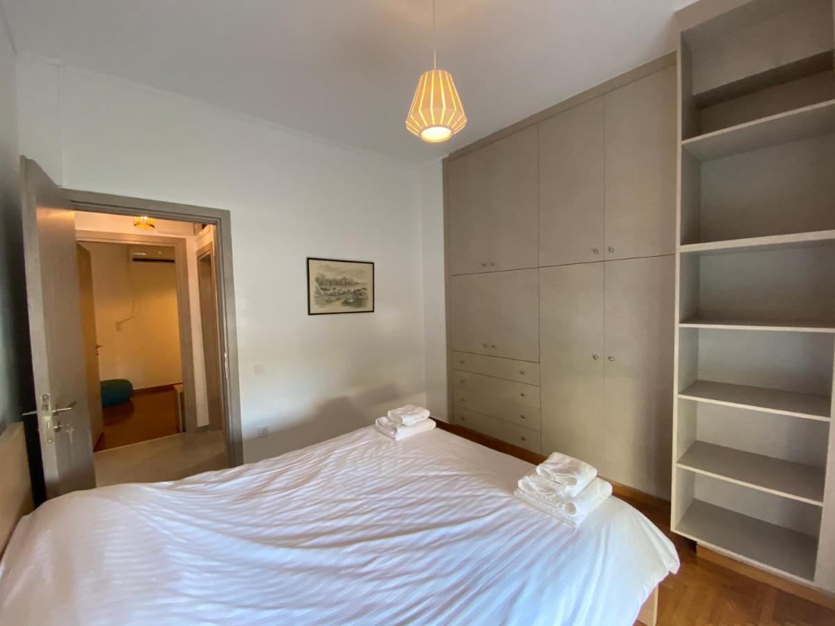 Galaxy Home Spacious & Renovated Apartment Atenas Exterior foto